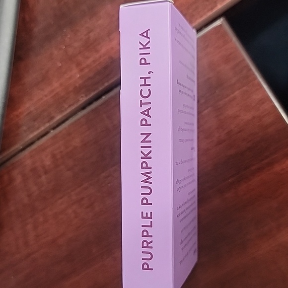 Red Aspen Nail Dashes - Picture 2 of 3